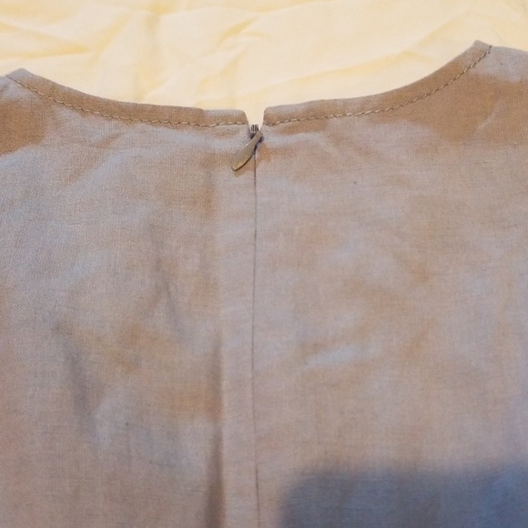 ❤sale Ann Taylor LOFT top - Picture 4 of 4